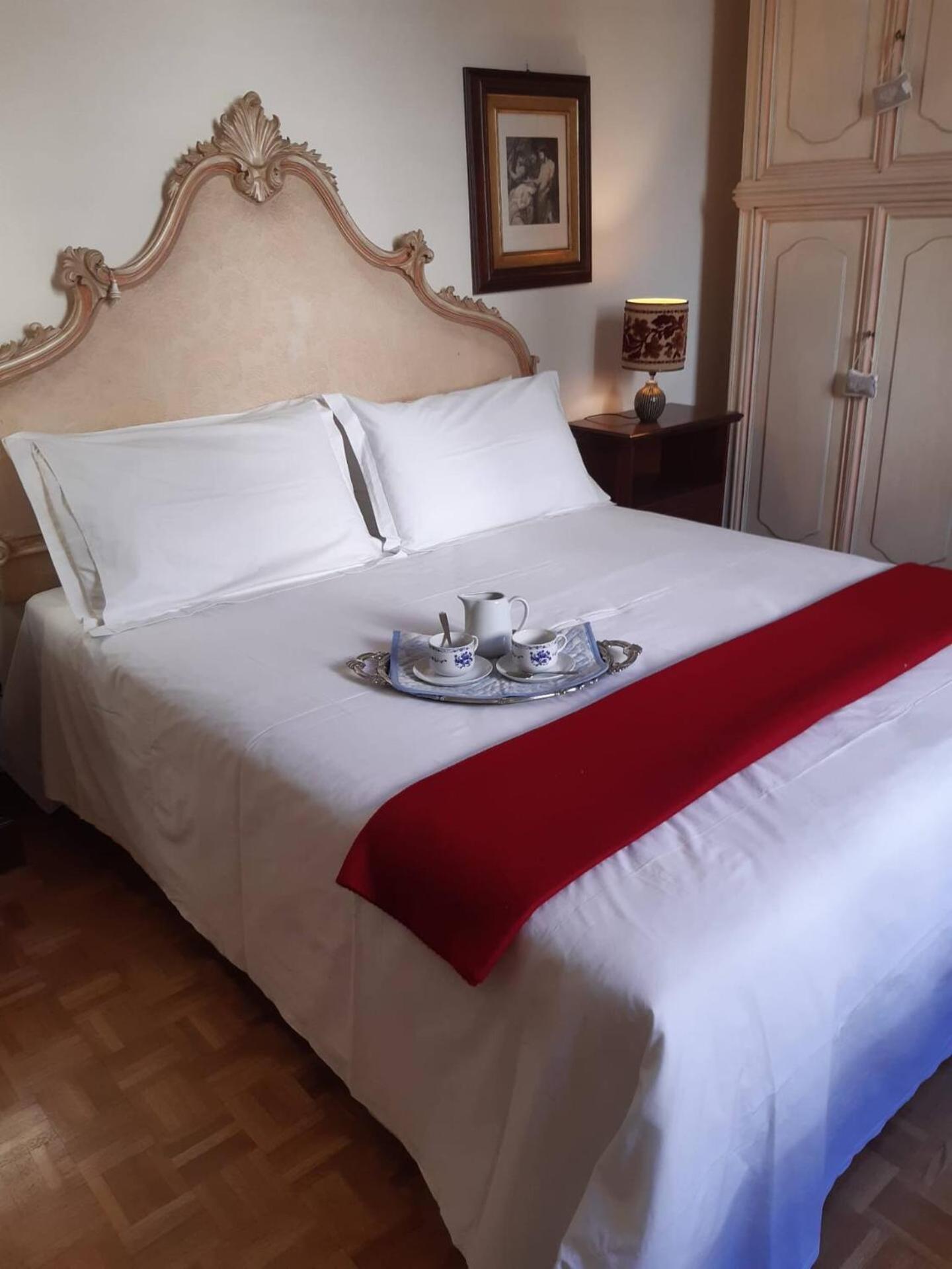 Apartamento Antiques Lover's Flat,
